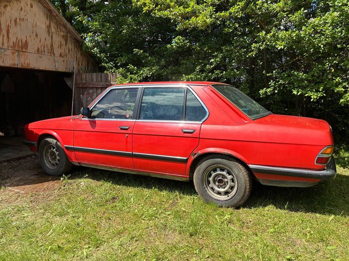 BMW 525i