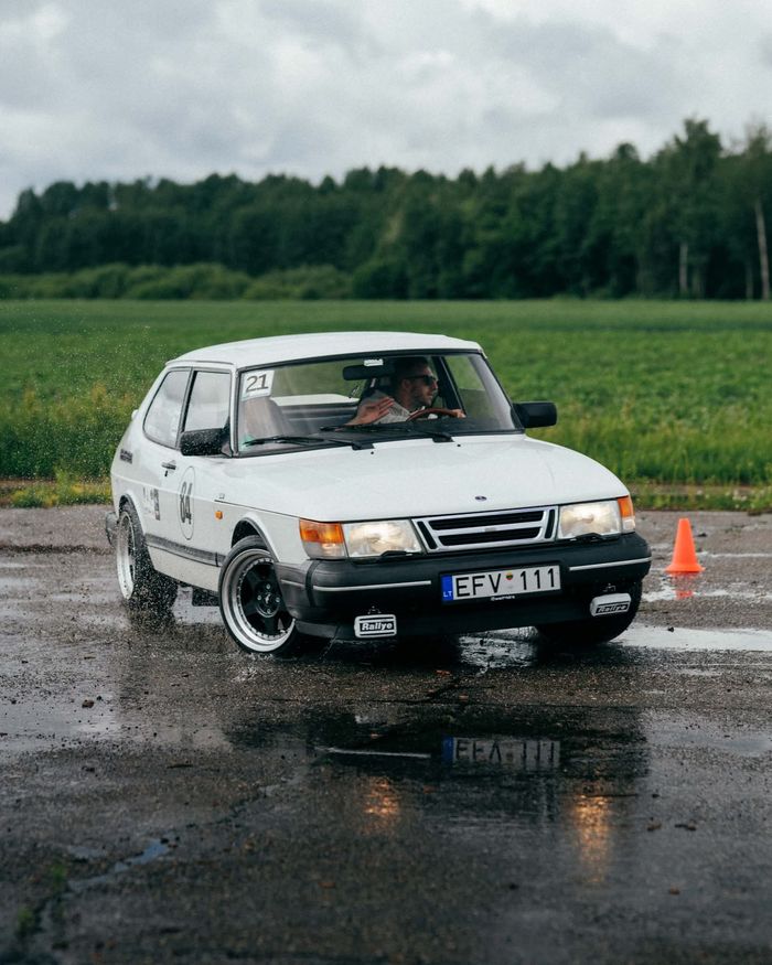 Saab 900 S