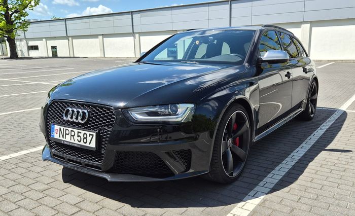 Audi RS4