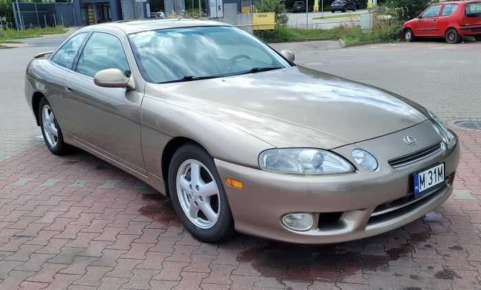 Lexus SC 300