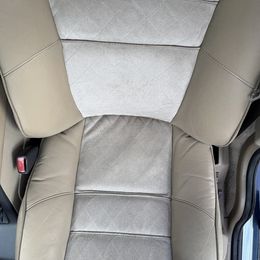 Volvo V70 R