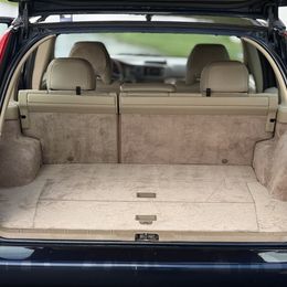 Volvo V70 R