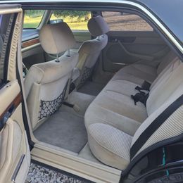 Mercedes-Benz 380 SEL