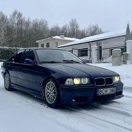 BMW 325i