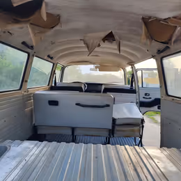 1972 Volkswagen Transporter - Image 10