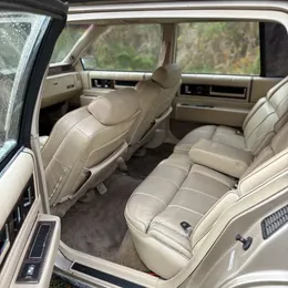 1987 Cadillac DeVille - Image 9