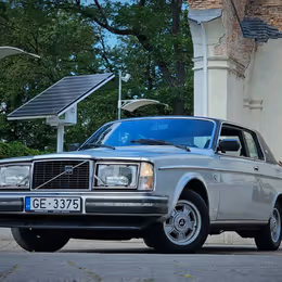 1978 Volvo 262C - Image 4