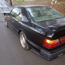 1989 Mercedes-Benz 300CE - Image 5