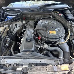 1989 Mercedes-Benz 300CE - Image 14