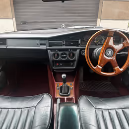 1990 Mercedes-Benz 190E - Image 5