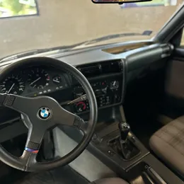 1991 BMW 318is - Image 6