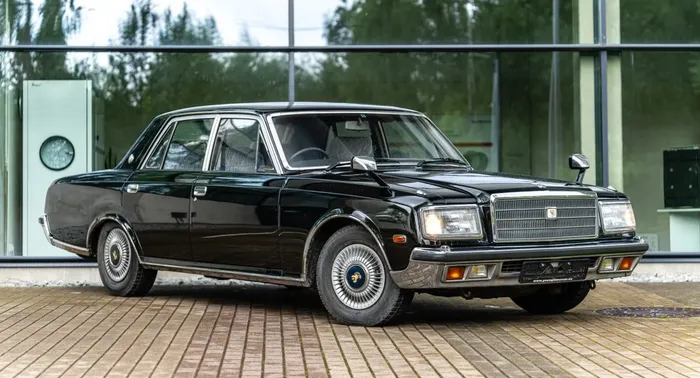 Toyota Century