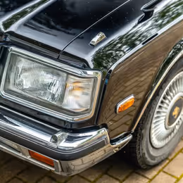 1991 Toyota Century - Image 7