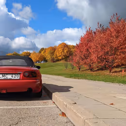 1992 Mazda MX-5 - Image 2