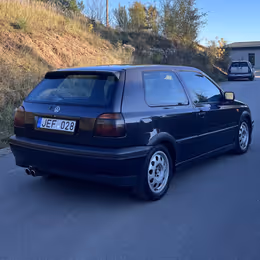 1992 Volkswagen Golf VR6 - Image 2