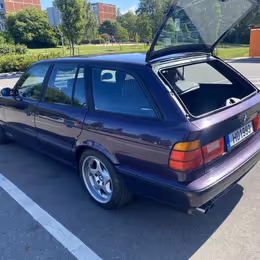 1993 BMW M5 Touring - Image 10