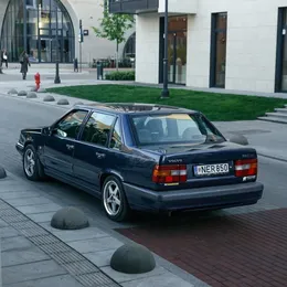 1994 Volvo 850 T5 - Image 3