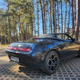 1996 Alfa Romeo Spider - Image 2