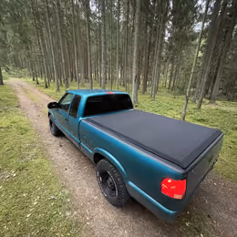 1996 GMC Sonoma - Image 3