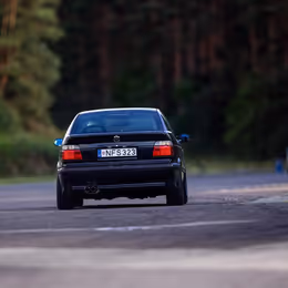 1997 BMW 323Ti - Image 2