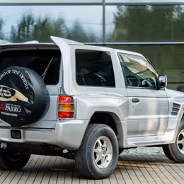 1997 Mitsubishi Pajero Evolution - Image 2