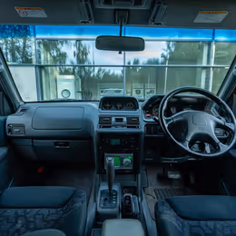 1997 Mitsubishi Pajero Evolution - Image 8