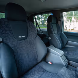 1997 Mitsubishi Pajero Evolution - Image 11