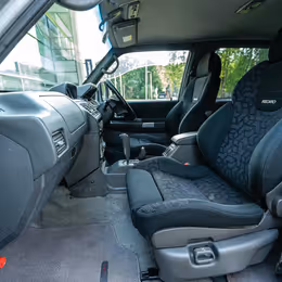 1997 Mitsubishi Pajero Evolution - Image 12