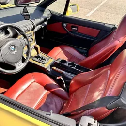 2001 BMW Z3 2.5i - Image 2