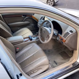 2001 Nissan Cima - Image 10