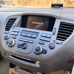 2001 Nissan Cima - Image 13