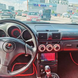 2001 Toyota MR2 Spyder - Image 11