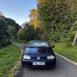 2001 Volkswagen Golf Cabriolet - Image 4