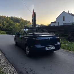 2001 Volkswagen Golf Cabriolet - Image 7