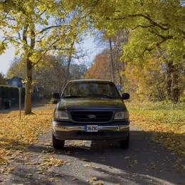 2002 Ford F-150 - Image 2