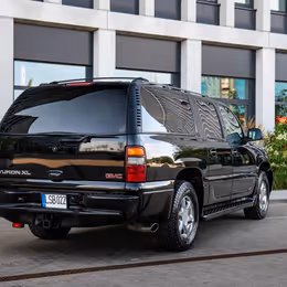 2002 GMC Yukon - Image 6