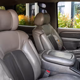 2002 GMC Yukon - Image 10