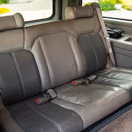 2002 GMC Yukon - Image 11