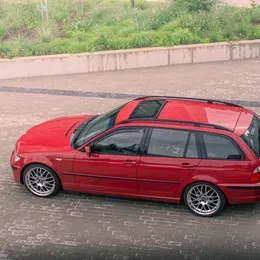 2003 BMW 325i - Image 6