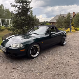 2003 Mazda MX-5 - Image 8