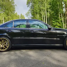 2003 Mercedes-Benz E55 AMG - Image 3