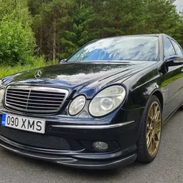 2003 Mercedes-Benz E55 AMG - Image 6