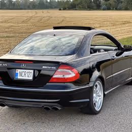 2005 Mercedes-Benz CLK 55 AMG - Image 2