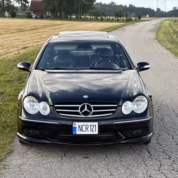 2005 Mercedes-Benz CLK 55 AMG - Image 4