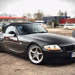 2006 BMW Z4 3.0si - Image 4