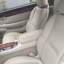 2006 Lexus SC430 - Image 7