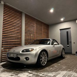 2006 Mazda MX-5 - Image 8