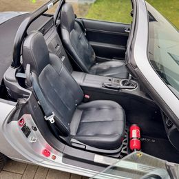 2006 Mazda MX-5 - Image 11