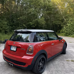 2007 Mini Cooper S - Image 2