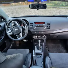 2011 Mitsubishi Lancer Evolution - Image 7